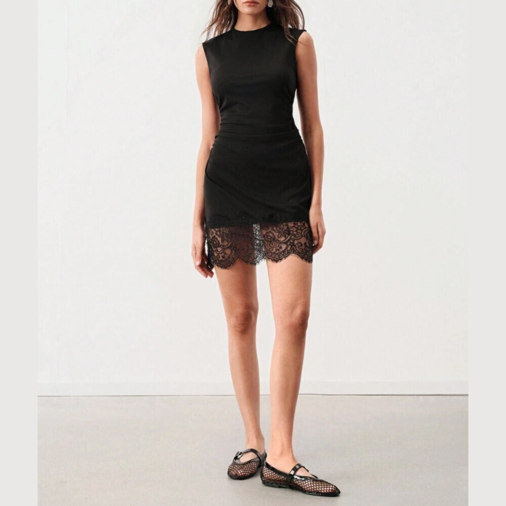 Black Knit Scalloped Lace Hem Sleeveless Bodycon Mini Dress
